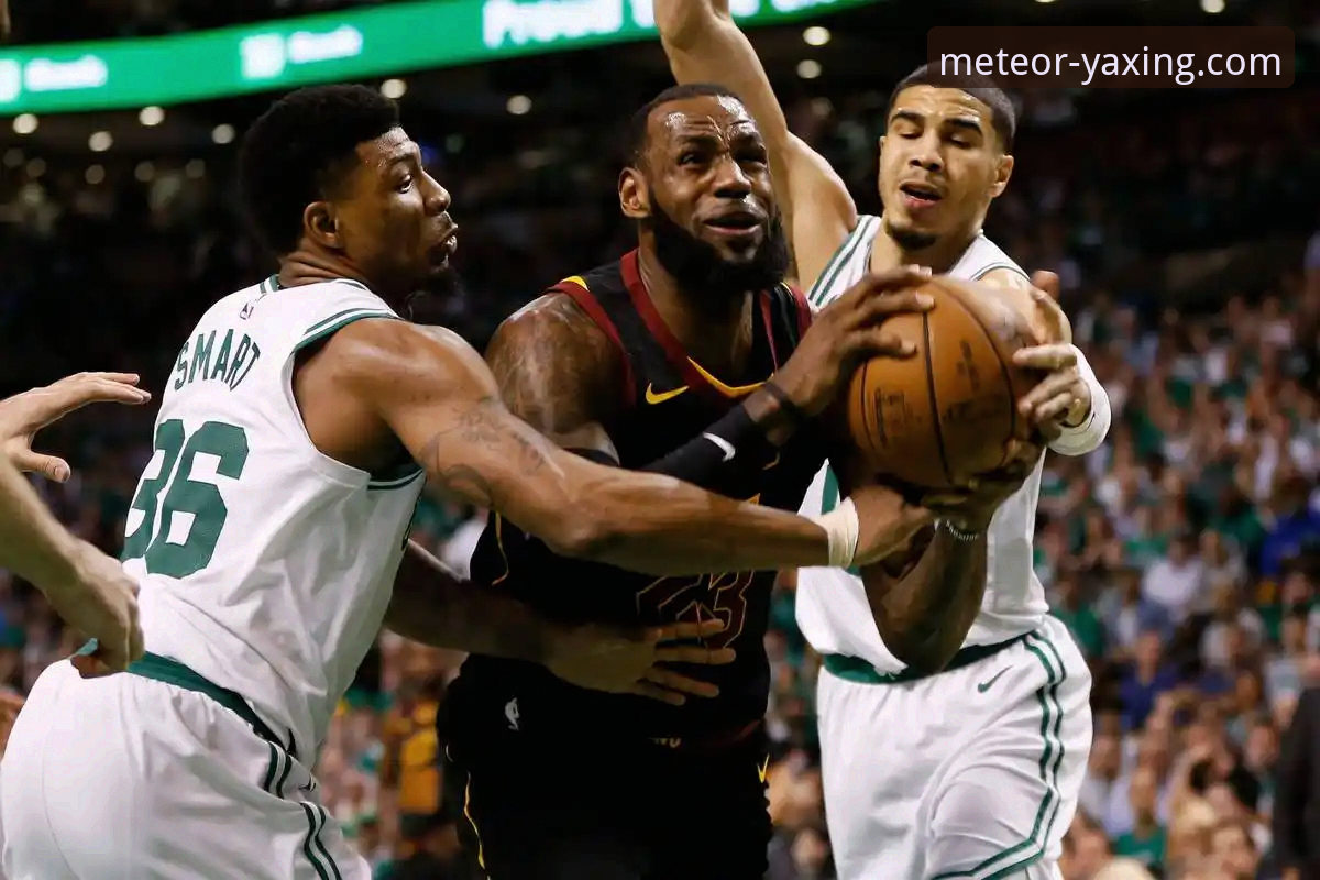 米切尔42分引爆主场，骑士力克魔术延续连胜：一场攻防节奏的深度解析